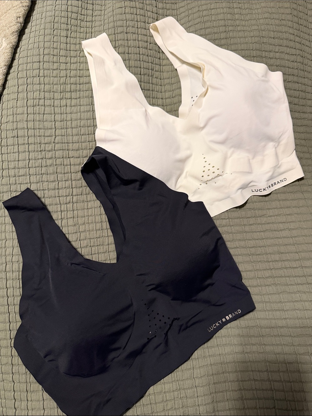 Lucky Brand Seamless Scoop Sports Bras in White and Black